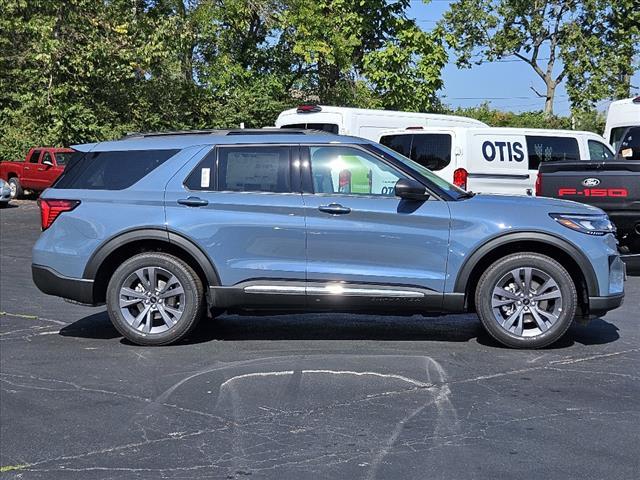 new 2025 Ford Explorer car, priced at $45,774