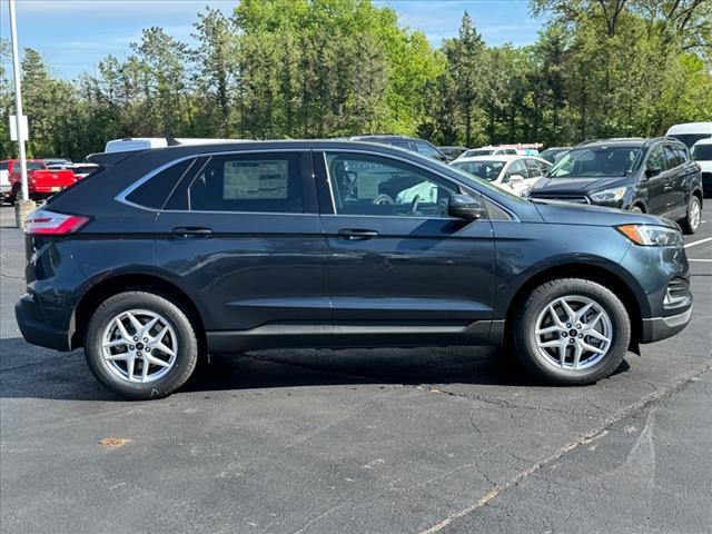 new 2024 Ford Edge car, priced at $41,804