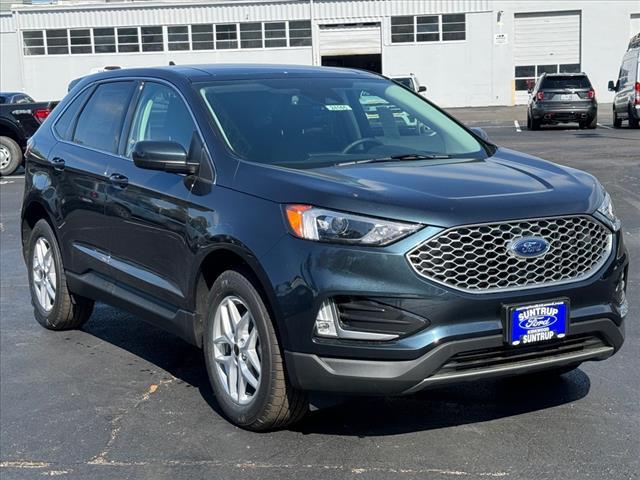 new 2024 Ford Edge car, priced at $43,152