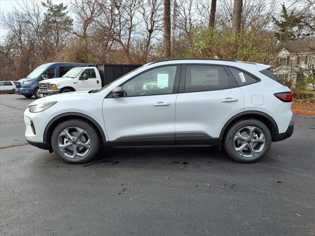 new 2025 Ford Escape car, priced at $32,046