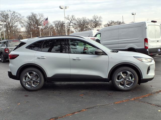 new 2025 Ford Escape car, priced at $32,046