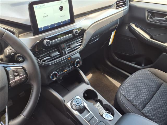 new 2025 Ford Escape car, priced at $30,796