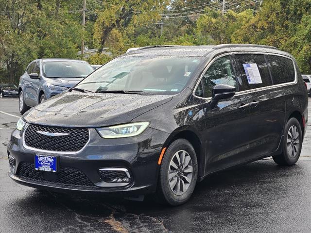 used 2021 Chrysler Pacifica Hybrid car, priced at $24,980