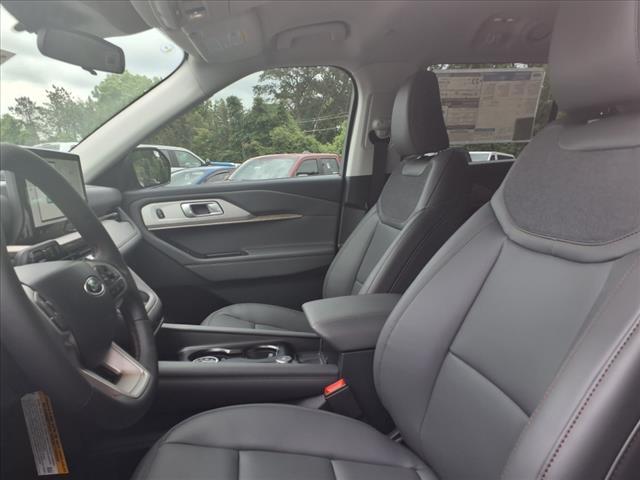 new 2025 Ford Explorer car, priced at $44,338
