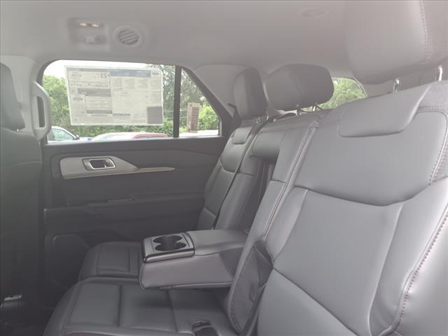 new 2025 Ford Explorer car, priced at $44,338