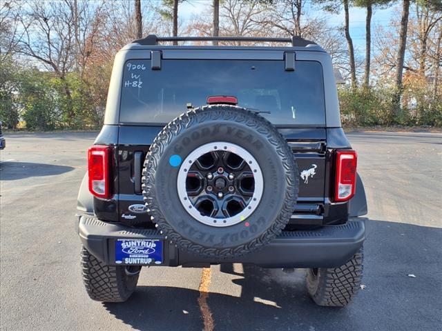 new 2024 Ford Bronco car, priced at $53,405