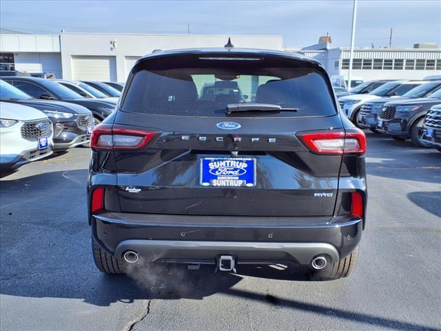 new 2025 Ford Escape car, priced at $40,218