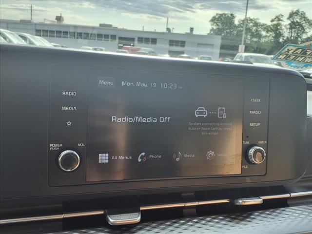 used 2024 Kia Carnival car, priced at $31,490