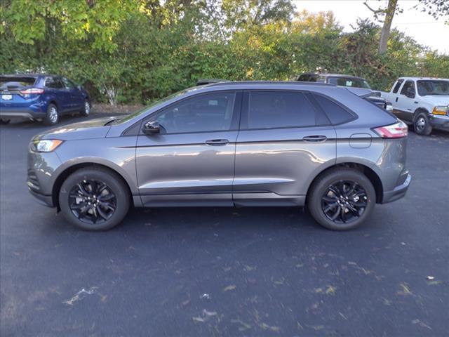 new 2024 Ford Edge car, priced at $37,178