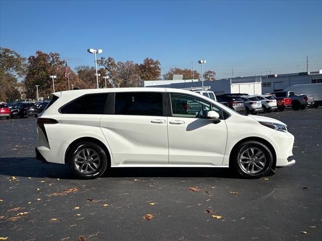 used 2024 Toyota Sienna car, priced at $40,899