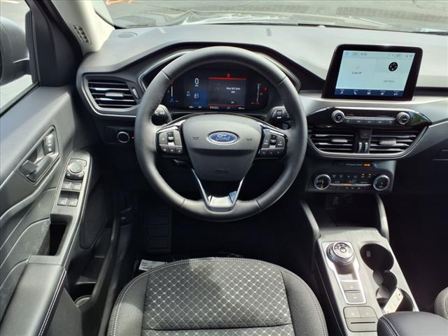 new 2025 Ford Escape car, priced at $25,566