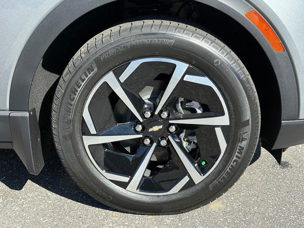 new 2026 Chevrolet Equinox EV car, priced at $38,794