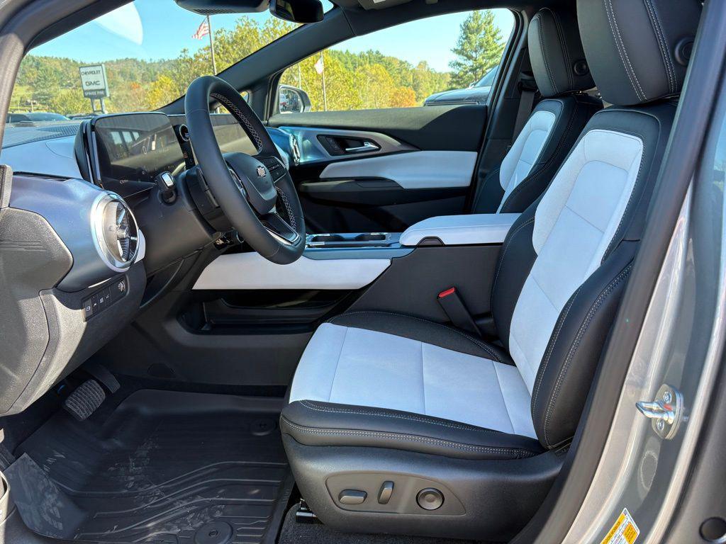 new 2026 Chevrolet Equinox EV car, priced at $38,794