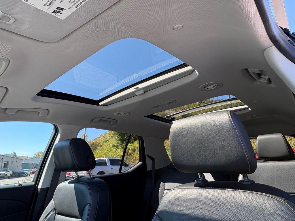 used 2019 Chevrolet Traverse car, priced at $26,159