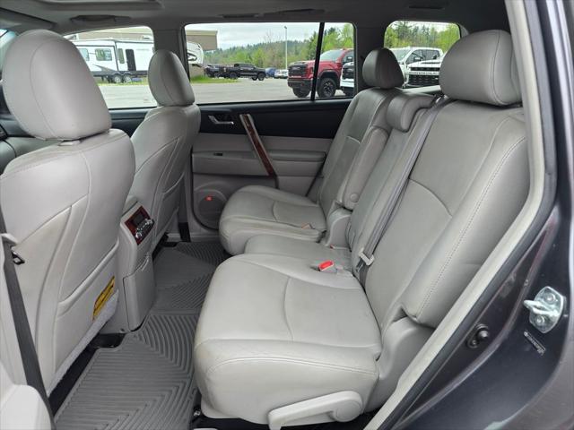 used 2012 Toyota Highlander car, priced at $11,876