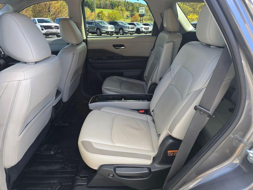 used 2023 Nissan Pathfinder car, priced at $30,663