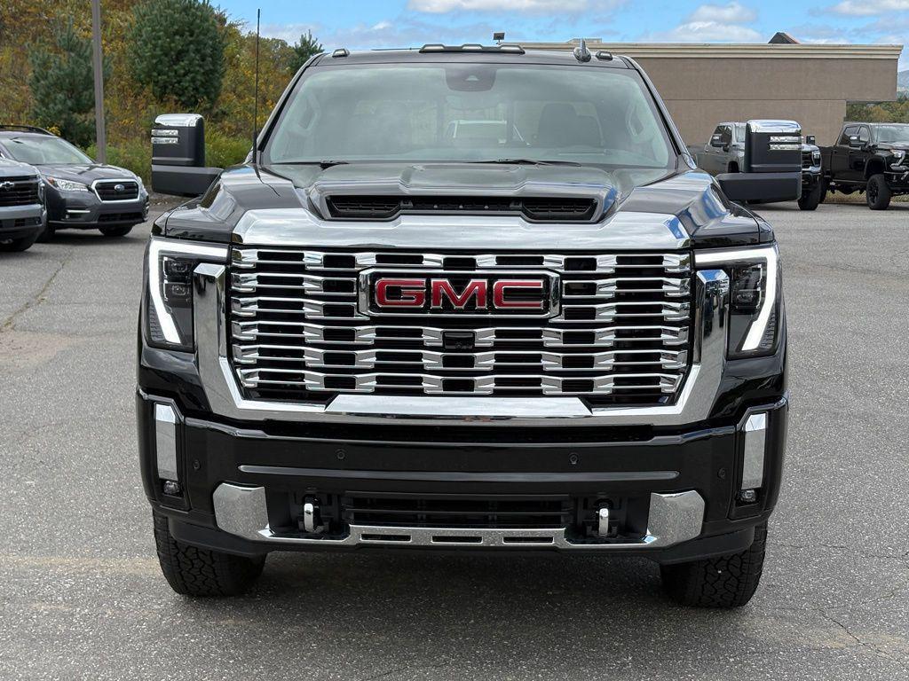 new 2026 GMC Sierra 3500 car, priced at $81,445
