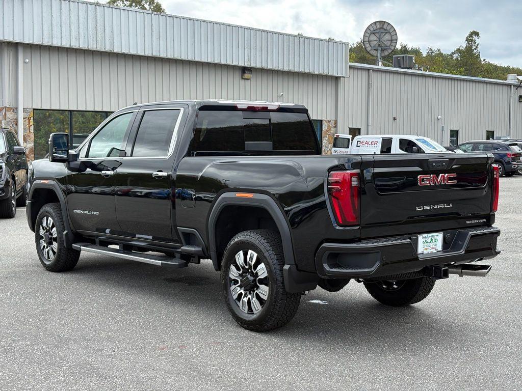 new 2026 GMC Sierra 3500 car, priced at $81,445