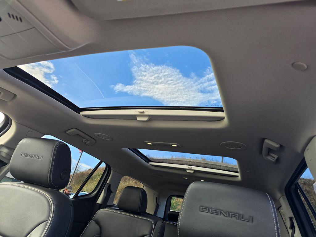 used 2023 GMC Acadia car, priced at $36,953