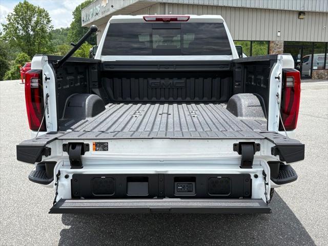 new 2025 GMC Sierra 2500 car, priced at $91,610