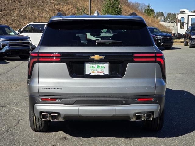 new 2025 Chevrolet Traverse car, priced at $43,535