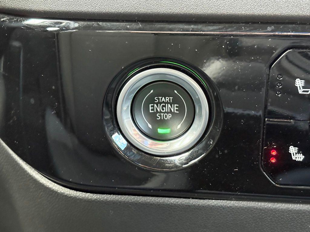 used 2023 Chevrolet Silverado 1500 car, priced at $34,211