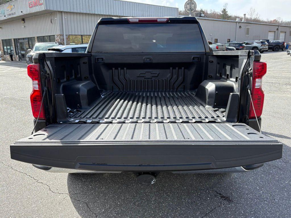 used 2023 Chevrolet Silverado 1500 car, priced at $34,211