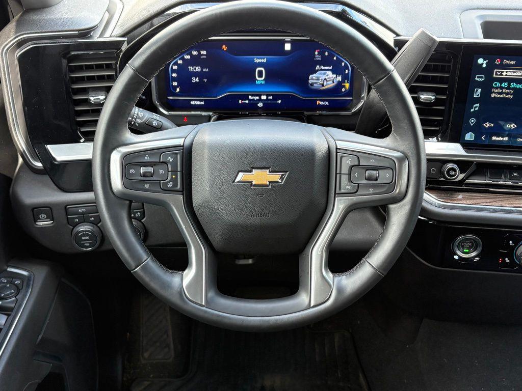 used 2023 Chevrolet Silverado 1500 car, priced at $34,211