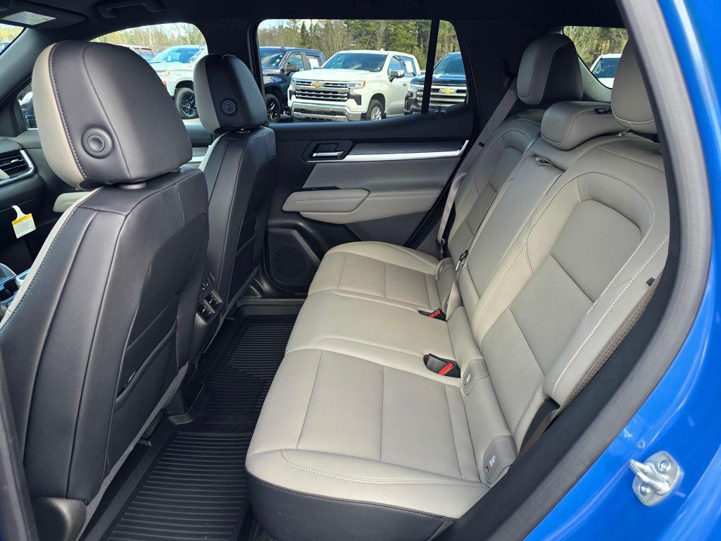 new 2025 GMC Terrain car, priced at $33,695