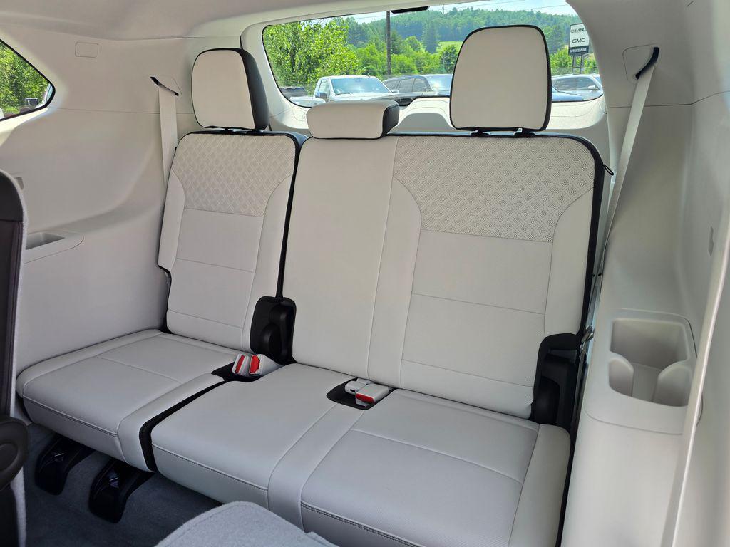 new 2025 GMC Acadia car, priced at $61,665