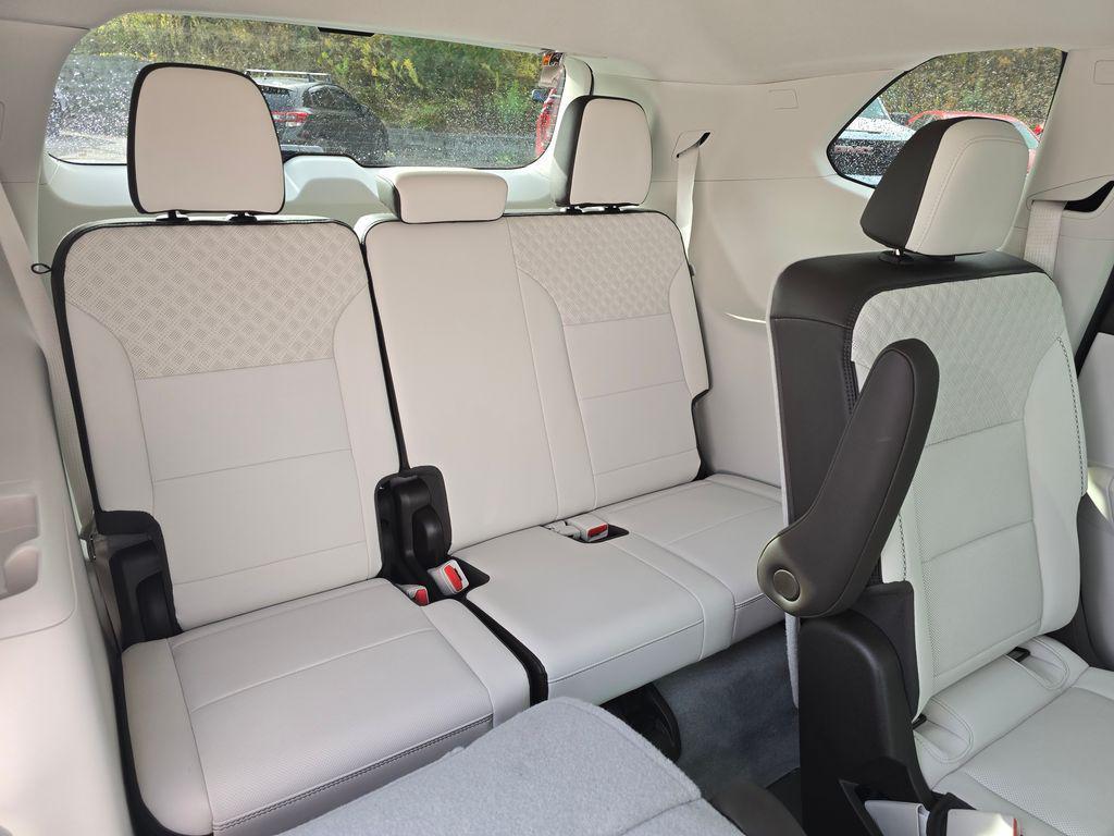 new 2025 GMC Acadia car, priced at $59,410