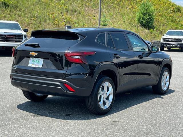 new 2025 Chevrolet Trax car, priced at $23,225