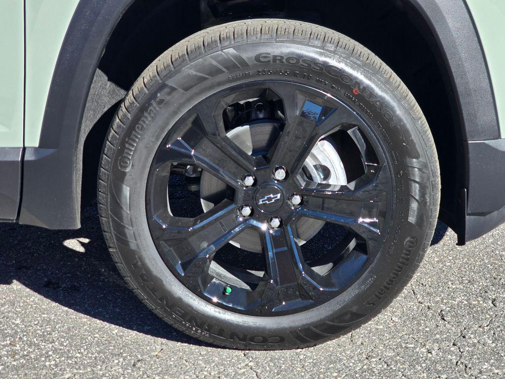 new 2026 Chevrolet Equinox car, priced at $33,849