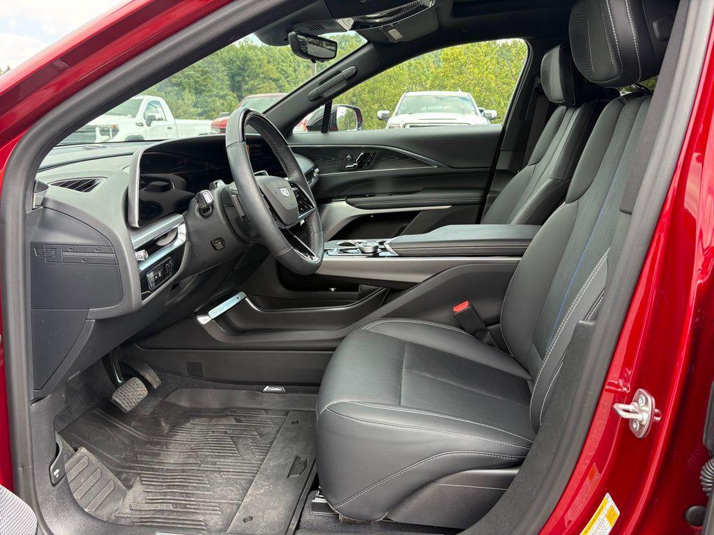 used 2024 Cadillac LYRIQ car, priced at $40,987