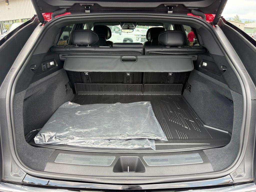 used 2024 Cadillac LYRIQ car, priced at $40,987