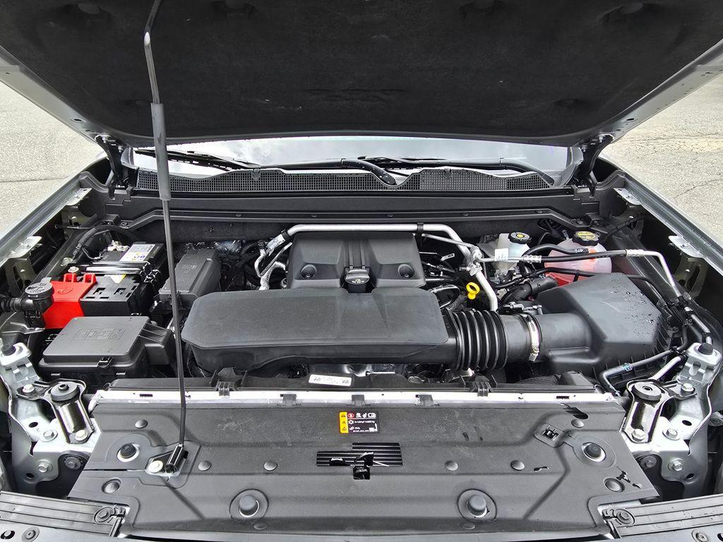 new 2025 GMC Canyon car, priced at $38,977