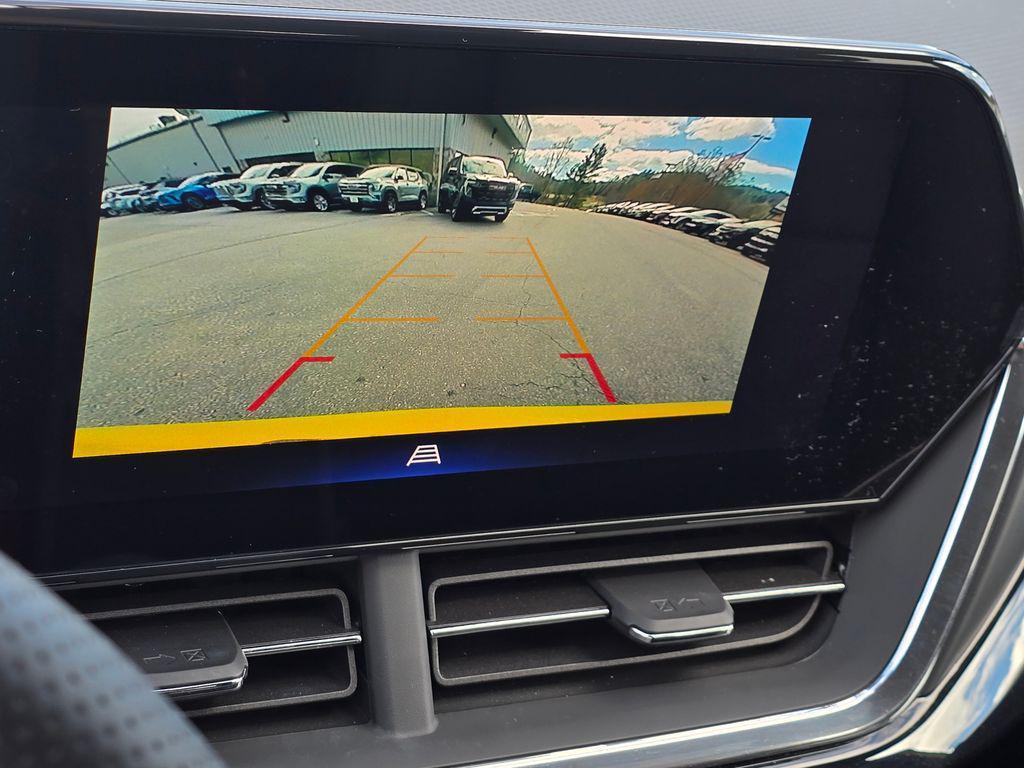 used 2025 Chevrolet Trax car, priced at $24,987