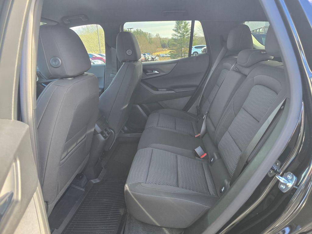 new 2026 Chevrolet Equinox car, priced at $31,217