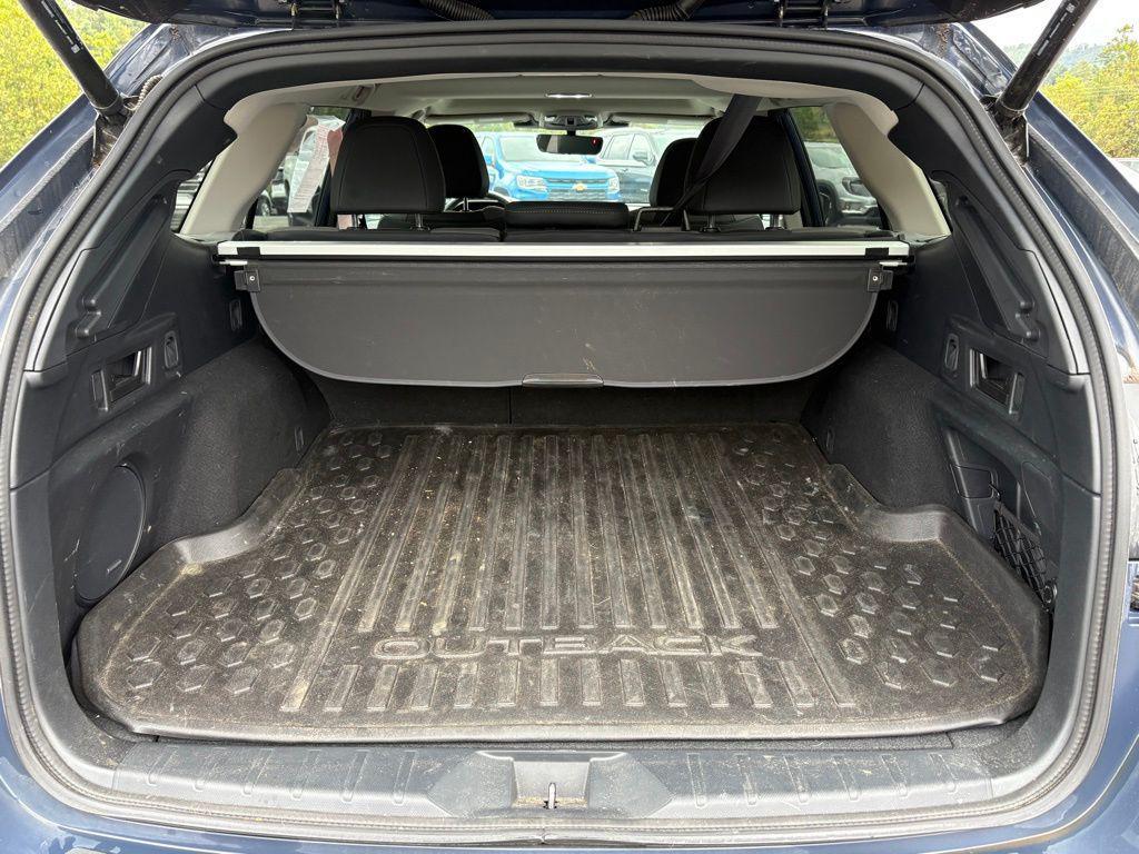 used 2024 Subaru Outback car, priced at $30,389