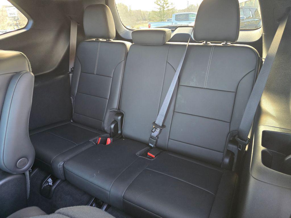 used 2025 GMC Acadia car, priced at $49,604