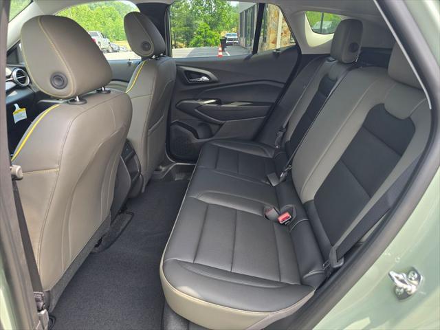 new 2025 Chevrolet Trax car, priced at $26,548