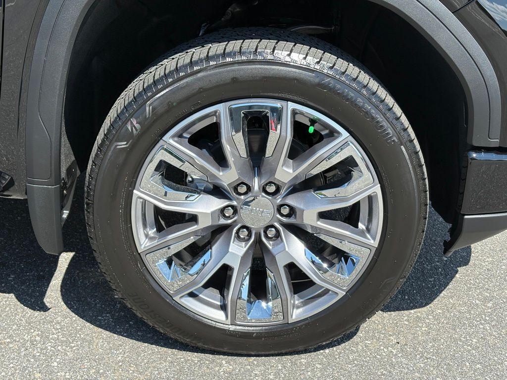 new 2026 GMC Sierra 1500 car, priced at $63,997