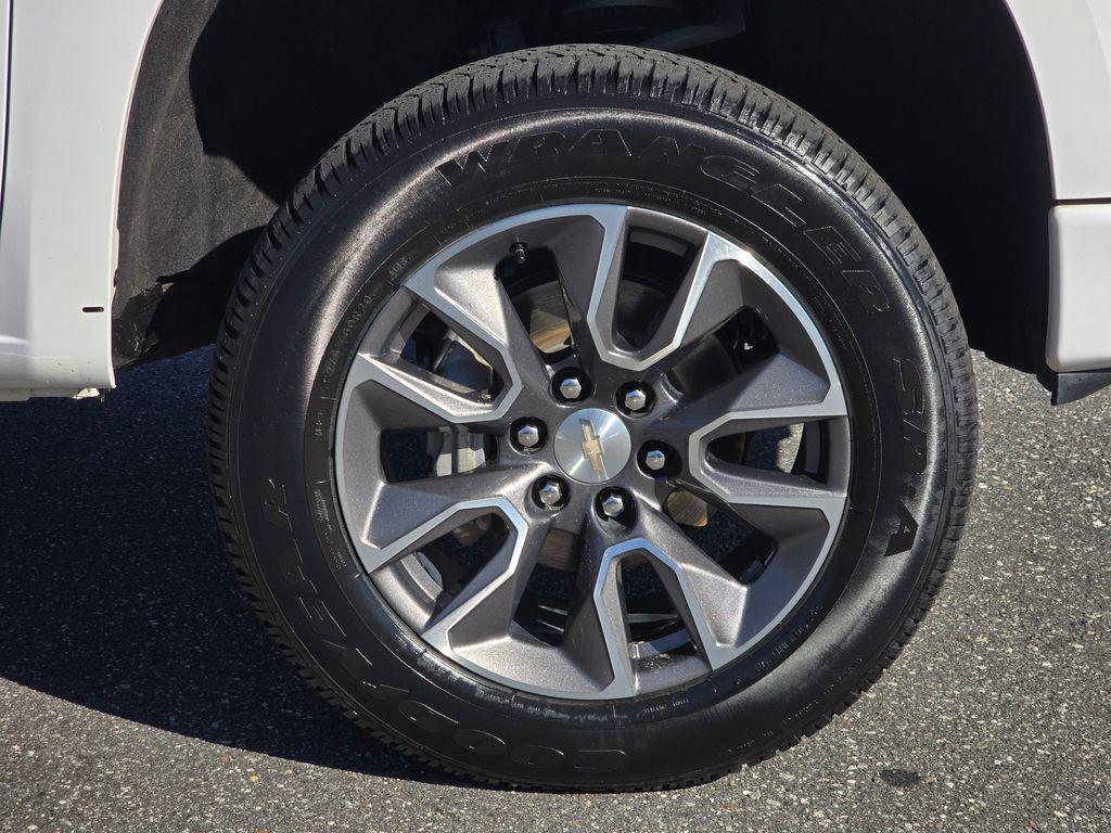 used 2022 Chevrolet Silverado 1500 car, priced at $33,999