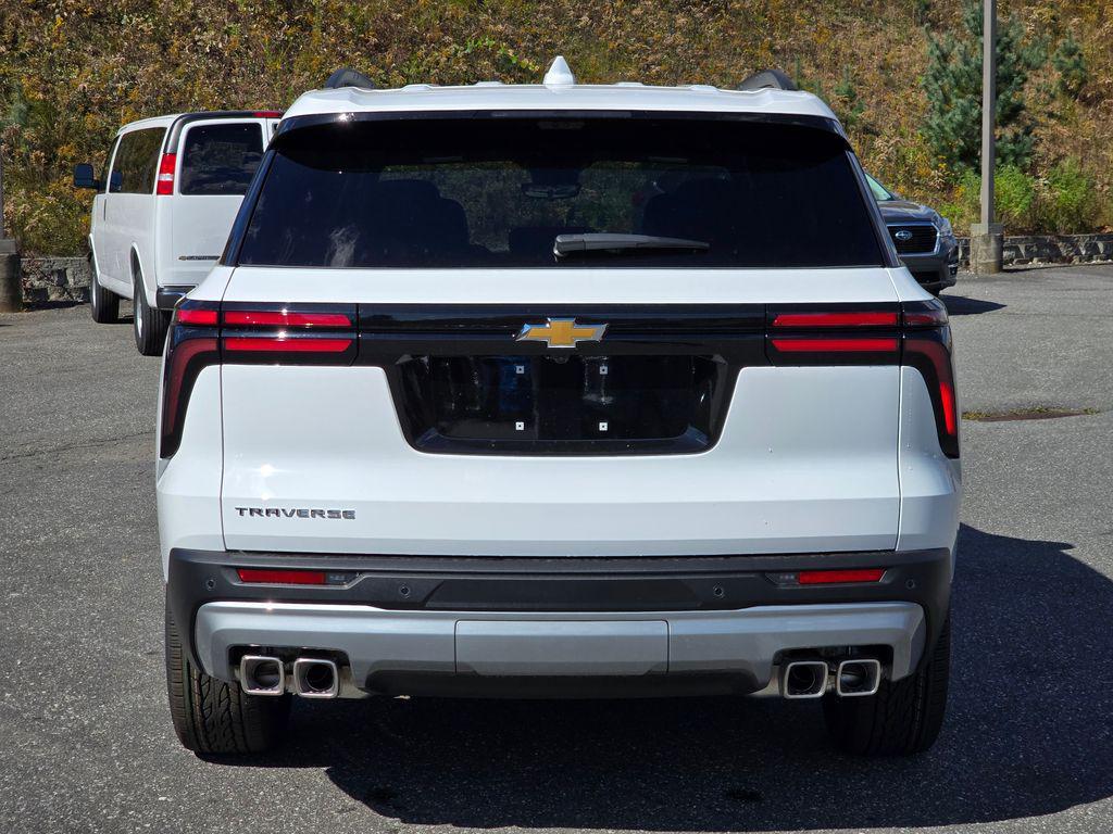 new 2026 Chevrolet Traverse car, priced at $45,367