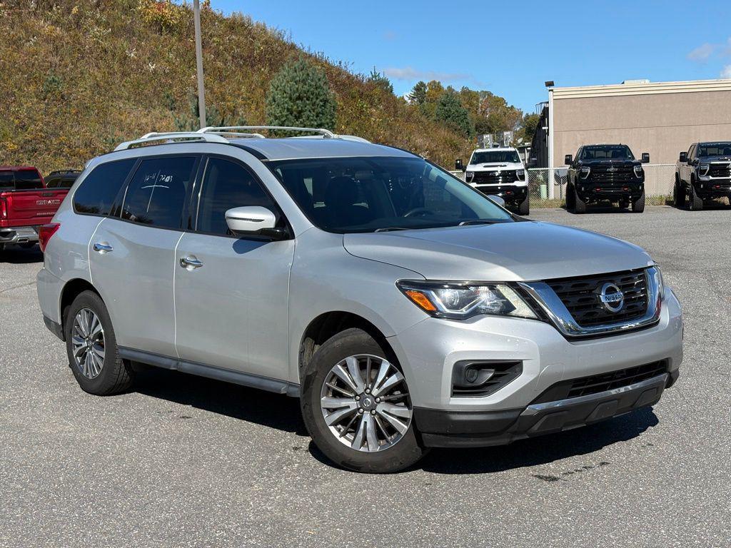 used 2019 Nissan Pathfinder car, priced at $16,499