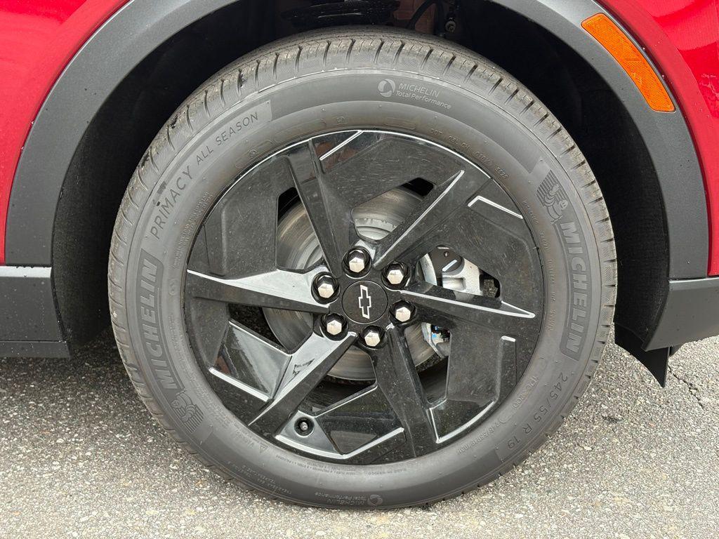 new 2026 Chevrolet Equinox EV car, priced at $31,776