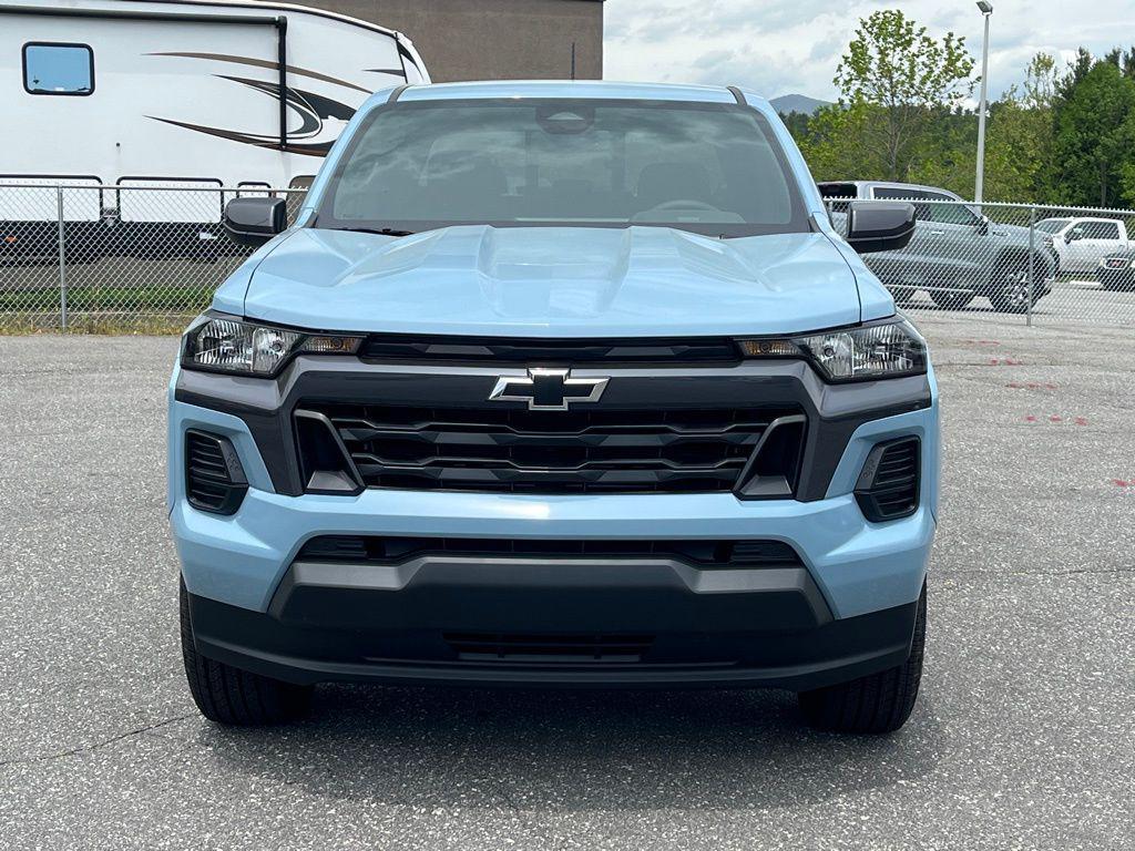 new 2025 Chevrolet Colorado car, priced at $33,997