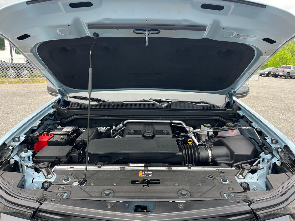 new 2025 Chevrolet Colorado car, priced at $33,997