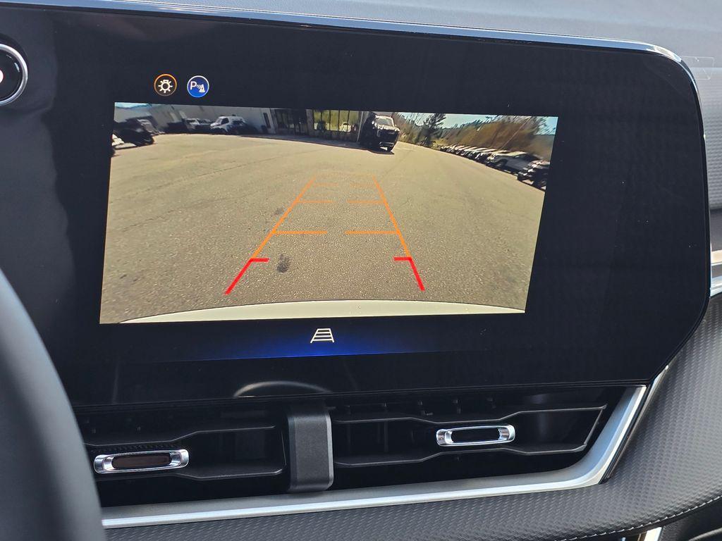 new 2026 Chevrolet Equinox car, priced at $29,098