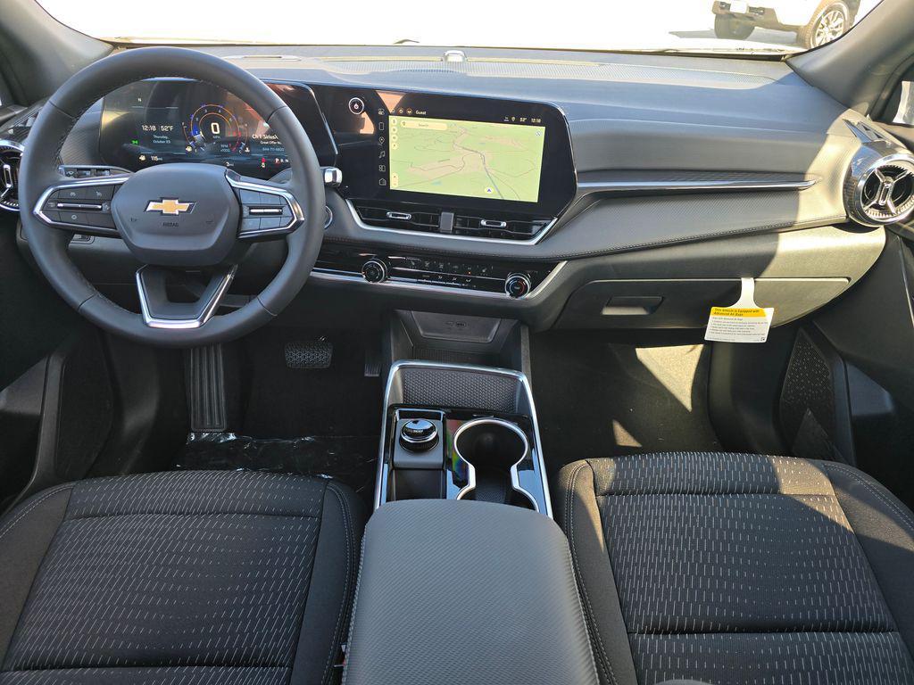 new 2026 Chevrolet Equinox car, priced at $29,098